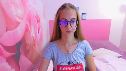 Kristina Adel online show from 10.09.25