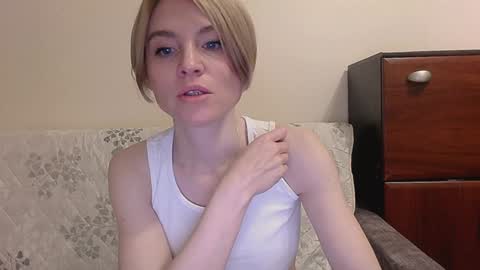 Snapshot of kristina_vagner chatting on 02.08.25 kristina_vagner online show from 02.08.25