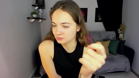 Snapshot of kristinalevis chatting on 01.11.25 Kristina online show from 01.11.25