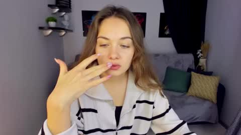 Snapshot of kristinalevis chatting on 01.24.25 Kristina online show from 01.24.25