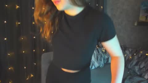 Snapshot of kristinalevis chatting on 02.03.25 Kristina online show from 02.03.25