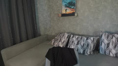 Snapshot of kristinalevis chatting on 09.30.25 Kristina online show from 09.30.25