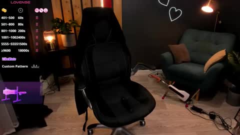 Monika online show from 09.28.25