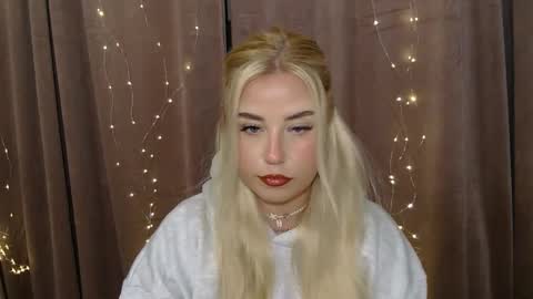 KristyFlowers online show from 01.06.25