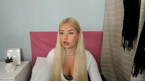KristyFlowers online show from 01.12.25