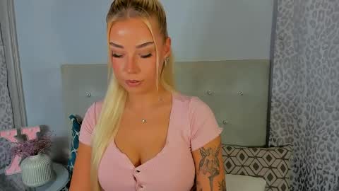 KristyFlowers online show from 06.01.26