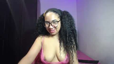 kristynsmith20 online show from 09.09.25