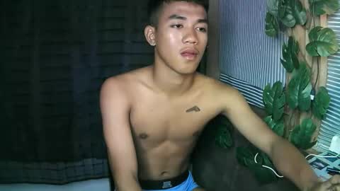 Snapshot of kritthanarkorn chatting on 10.18.25 kritthanarkorn online show from 10.18.25