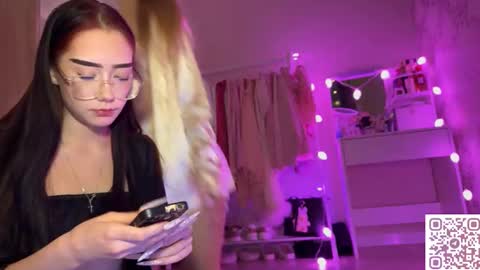 Snapshot of krohka111 chatting on 03.02.26 kroshka meow online show from 03.02.26