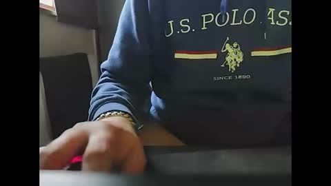 Snapshot of kroolik912 chatting on 01.15.25 kroolik912 online show from 01.15.25