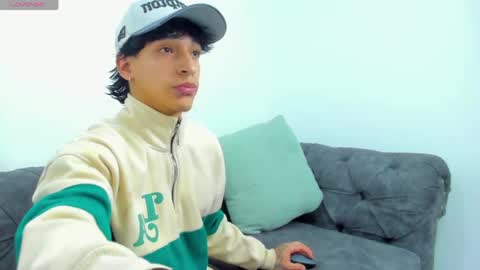 Kroy Wave  Muscle Tattoos Latino online show from 06.02.26