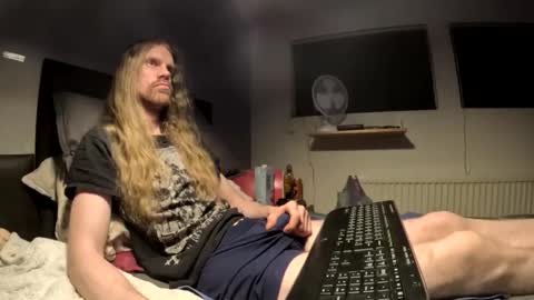 Krullz online show from 02.04.26