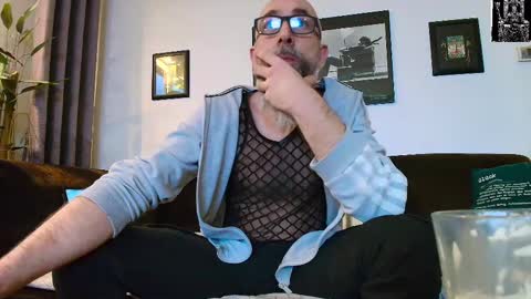 krummersaebel online show from 02.22.25