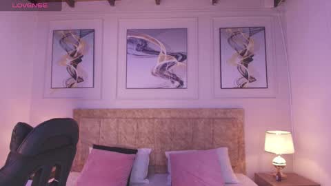 krystal online show from 02.22.25