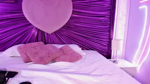 Snapshot of krystalswift_ chatting on 01.18.26 krystalswift_ online show from 01.18.26