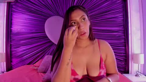 Snapshot of krystalswift_ chatting on 02.01.26 krystalswift_ online show from 02.01.26