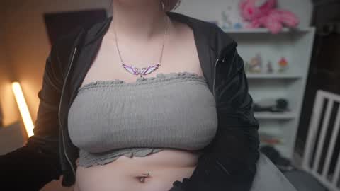 Krystal Syx online show from 02.08.25