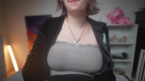 Krystal Syx online show from 03.04.25