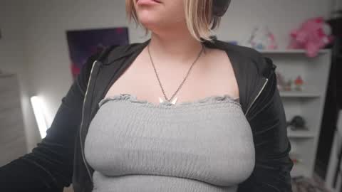 Krystal Syx online show from 10.08.25