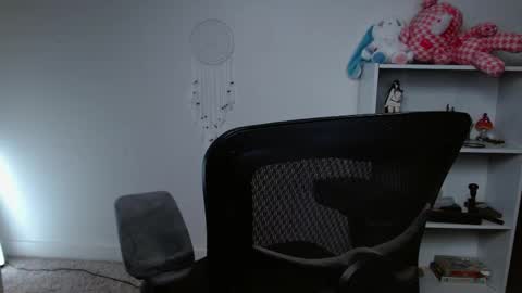 Krystal Syx online show from 04.14.26