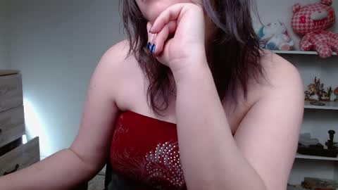 Snapshot of krystalsyxx chatting on 05.18.26 Krystal Syx online show from 05.18.26