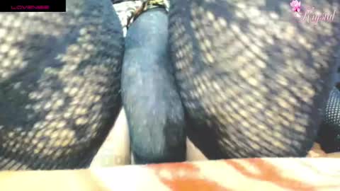 Snapshot of krystarxxx chatting on 11.07.25 kryxtal online show from 11.07.25