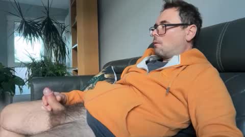 Snapshot of krzysztof1977 chatting on 05.21.26 krzysztof1977 online show from 05.21.26