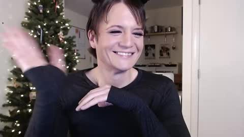 Cait online show from 11.14.25