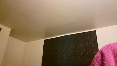 Snapshot of kubish1 chatting on 12.14.25 Kubish online show from 12.14.25