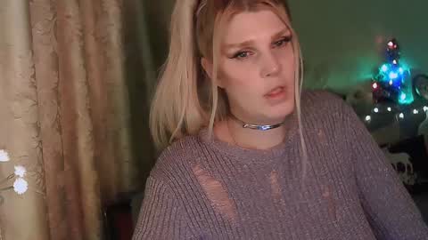 Annika  MTF ts post -op online show from 12.04.24