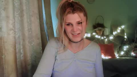 Annika  MTF ts post -op online show from 02.03.25