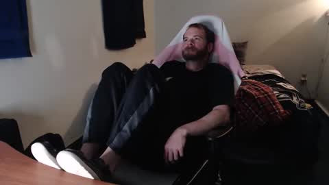 Kuggy online show from 11.19.25