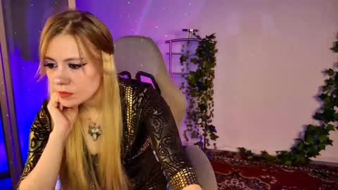 Snapshot of kumiho_7777 chatting on 06.07.26 Eileen online show from 06.07.26