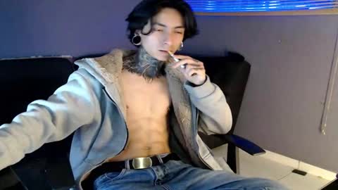 Snapshot of kuregari_xs chatting on 10.14.25 kuregari_xs online show from 10.14.25