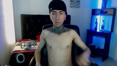 Snapshot of kuregari_xs chatting on 10.20.25 kuregari_xs online show from 10.20.25