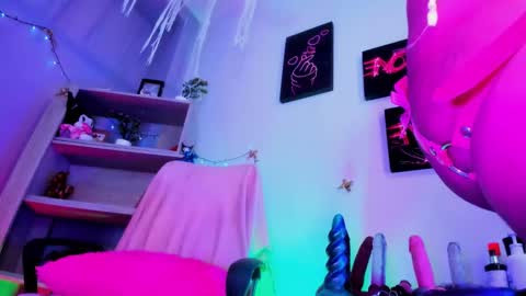 Snapshot of kuromi_bush chatting on 03.01.26 IM KUROMI - MY NEXT STREAM - SATURDAY- 31 JANUARY 2026 - 10PM EST DONT MISS IT online show from 03.01.26