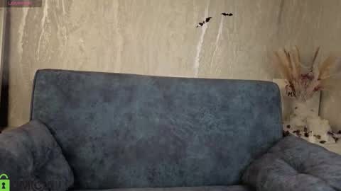 Snapshot of kvetachka chatting on 11.02.25 Kvetachka Thu-Sun 0900am-1500pmGTM2 online show from 11.02.25