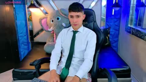 Snapshot of kygo_williams chatting on 10.15.25 Kygo online show from 10.15.25