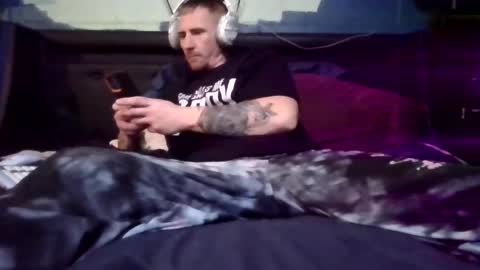 Snapshot of kyl3baron3 chatting on 02.24.25 kyl3baron3 online show from 02.24.25