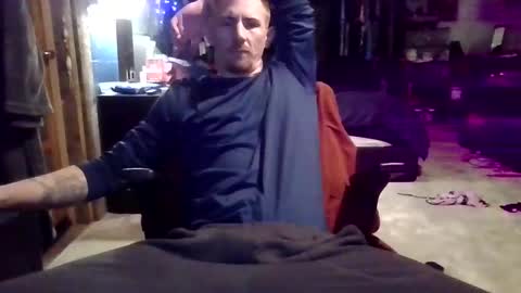 Snapshot of kyl3baron3 chatting on 02.28.25 kyl3baron3 online show from 02.28.25