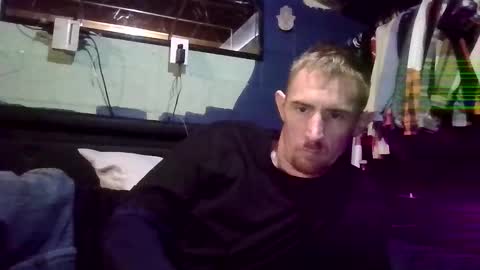 Snapshot of kyl3baron3 chatting on 03.03.25 kyl3baron3 online show from 03.03.25