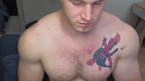 Snapshot of kyle_4u chatting on 10.27.25 Kyle online show from 10.27.25