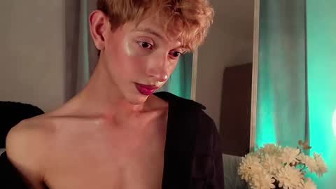 Snapshot of kyle__cooper chatting on 12.06.24 Kyle Cooper online show from 12.06.24