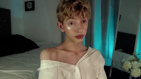 Snapshot of kyle__cooper chatting on 12.26.24 Kyle Cooper online show from 12.26.24