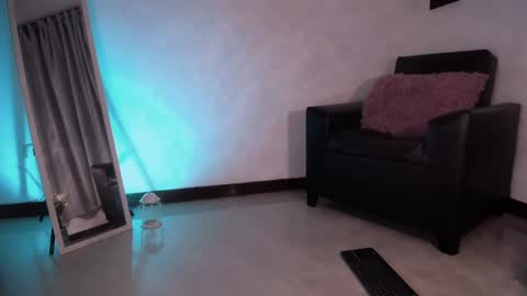 Snapshot of kyle__cooper chatting on 01.13.25 Kyle Cooper online show from 01.13.25