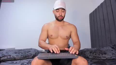 Kyle collinz online show from 10.05.25