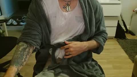 Snapshot of kyle_tattoo chatting on 07.09.26 kyle online show from 07.09.26