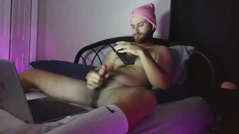 Snapshot of kylen7981 chatting on 06.19.26 kylen7981 online show from 06.19.26