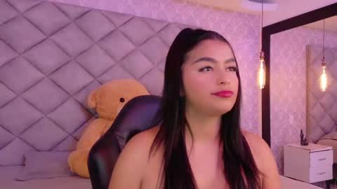 Snapshot of kylerose07 chatting on 11.17.25 kyle online show from 11.17.25