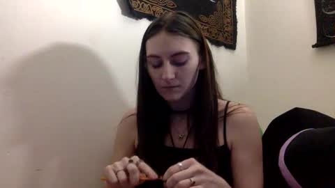 Kylianna online show from 02.04.25